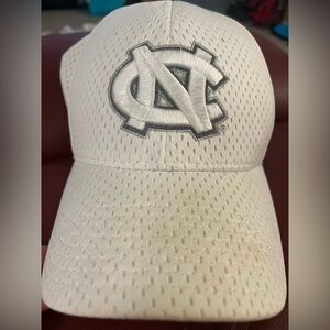 North Carolina Tar Heels White Baseball Cap with Embroidered Interlocking Logo